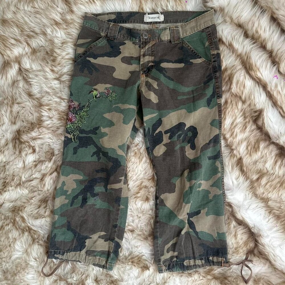 Y2k Camo Capris